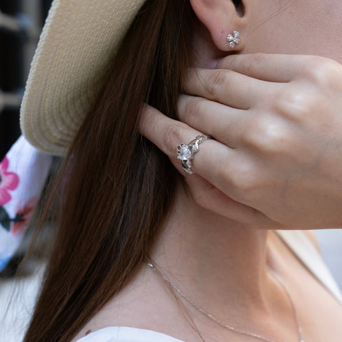 Sterling Silver Clear Claddagh Ring