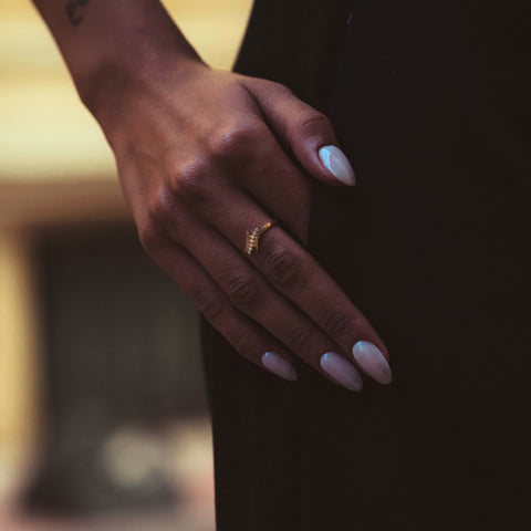 14ct Solid Gold Fine Curving Intercepting Ring