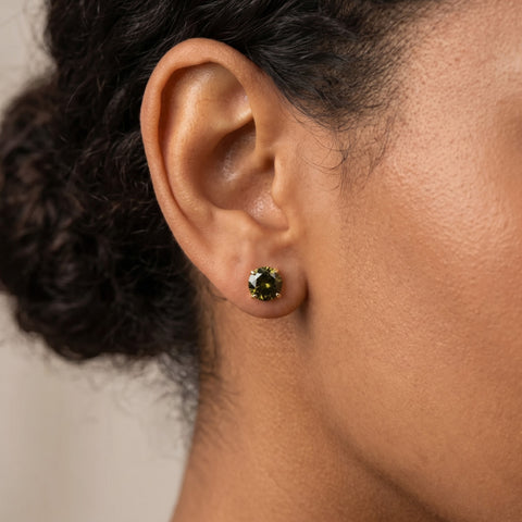 9ct Solid Gold Peridot Stud Earrings