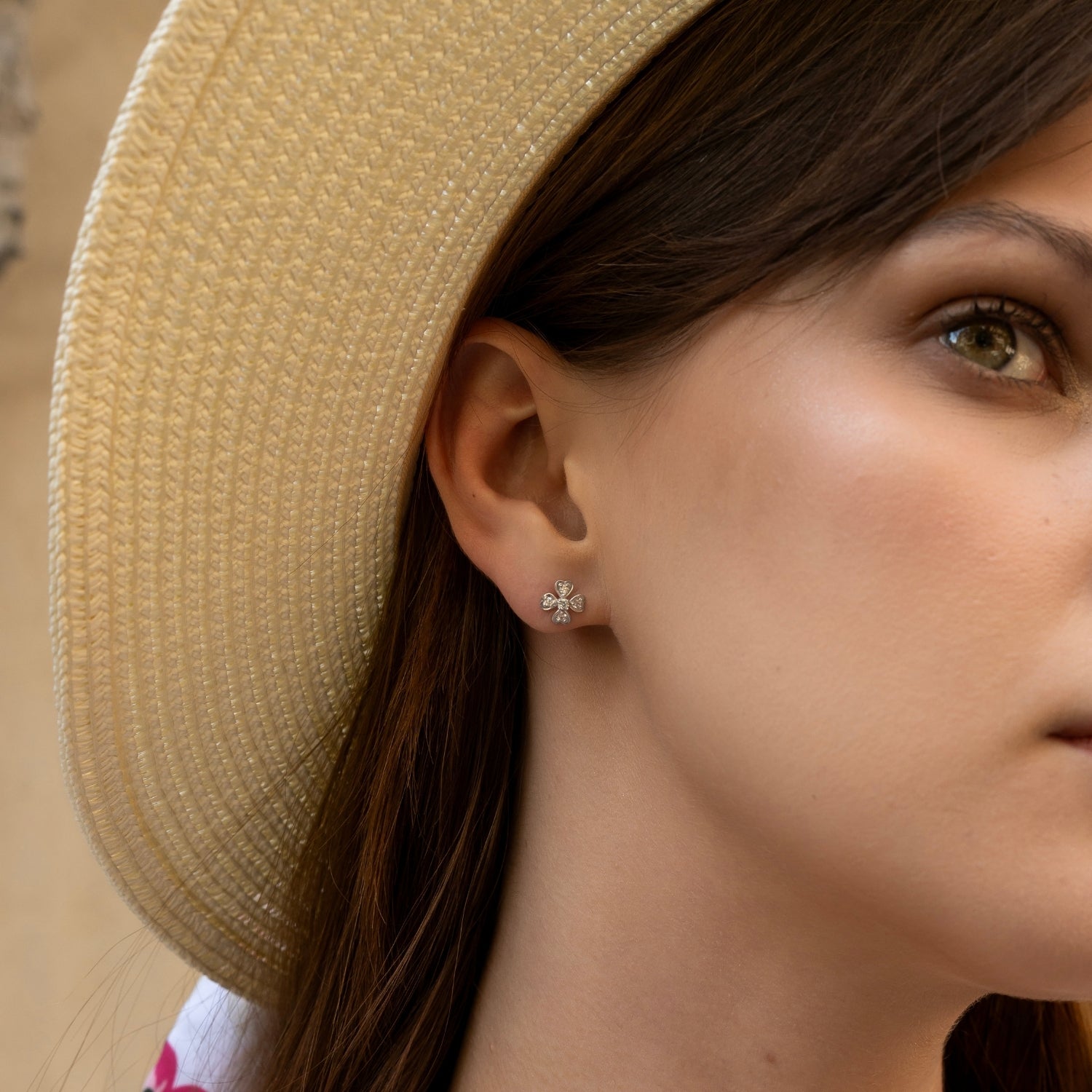 Fine 14k Solid Gold Diamond Clover Single Earring