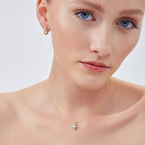Blue Moonstone Sterling Silver Pendant Necklace With Fine Italian Chain