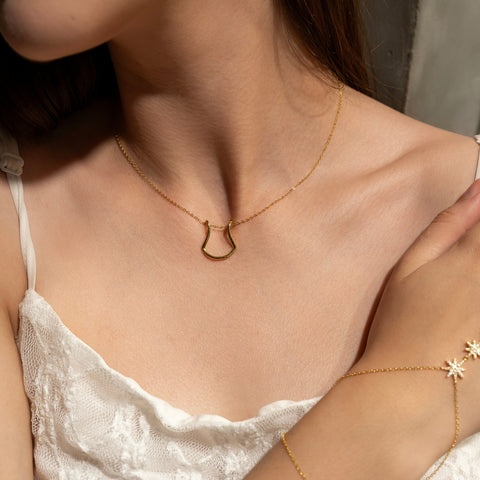 Horseshoe Ring Holder Necklace in Sterling Silver